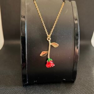 RED ROSE NECKLACE